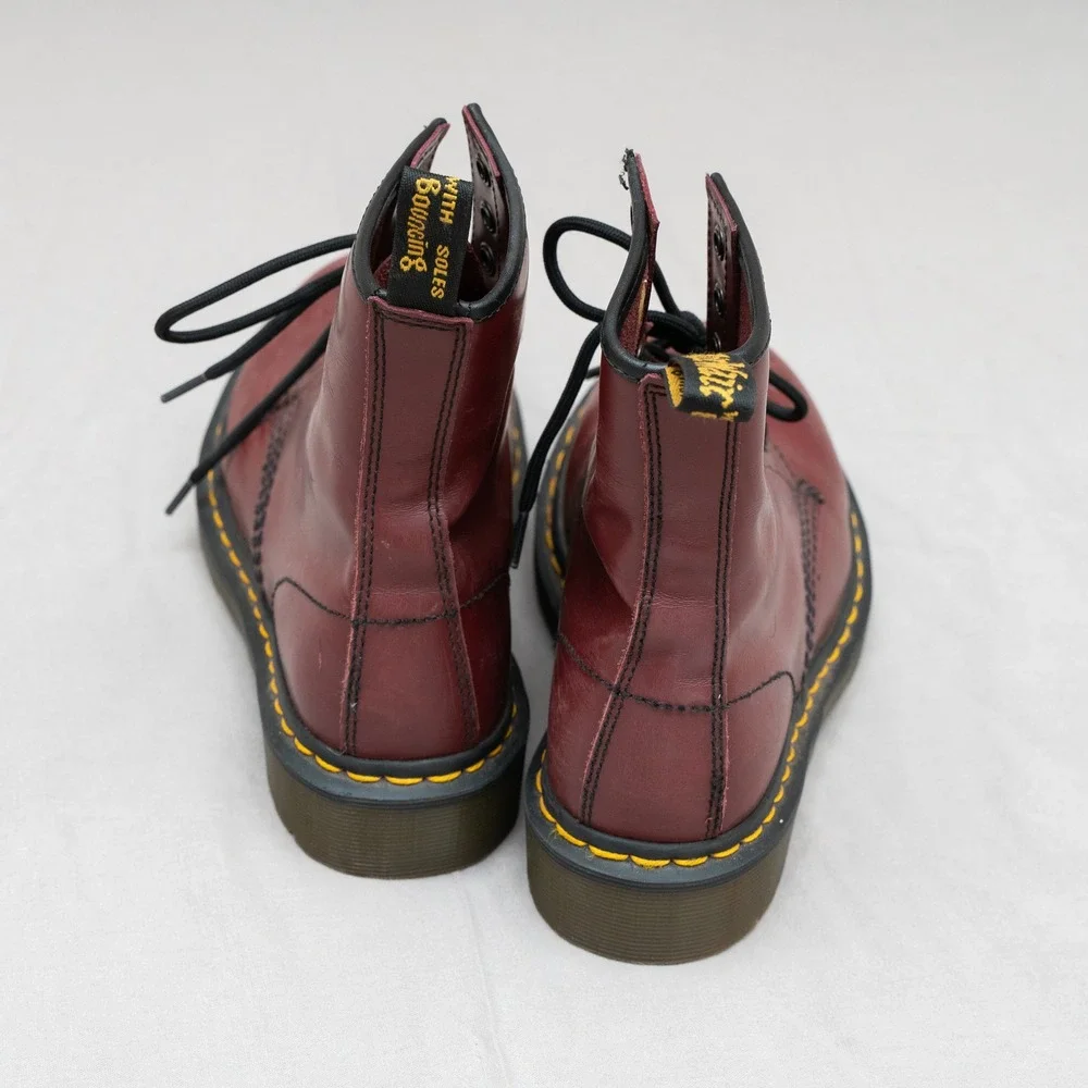 Doc Martins Womens 1460‎ Smooth Leather Lace Up Boots Cherry Red